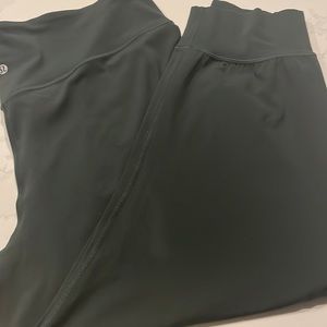 Lululemon Align Cropped Joggers